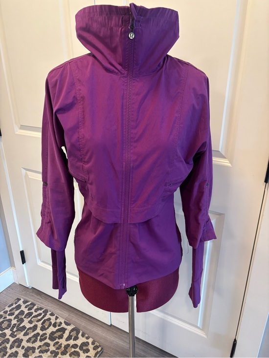 lululemon athletica Jackets & Blazers - Lululemon jacket size 6